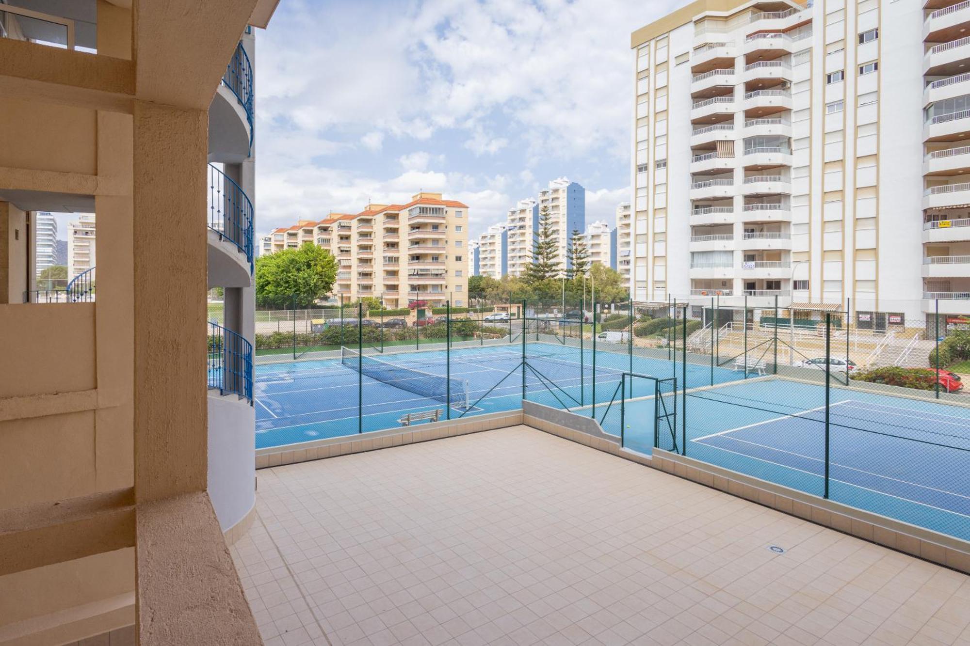 Апартаменти Residencia De Lujo Frente Al Mar Playa de Gandia Екстер'єр фото